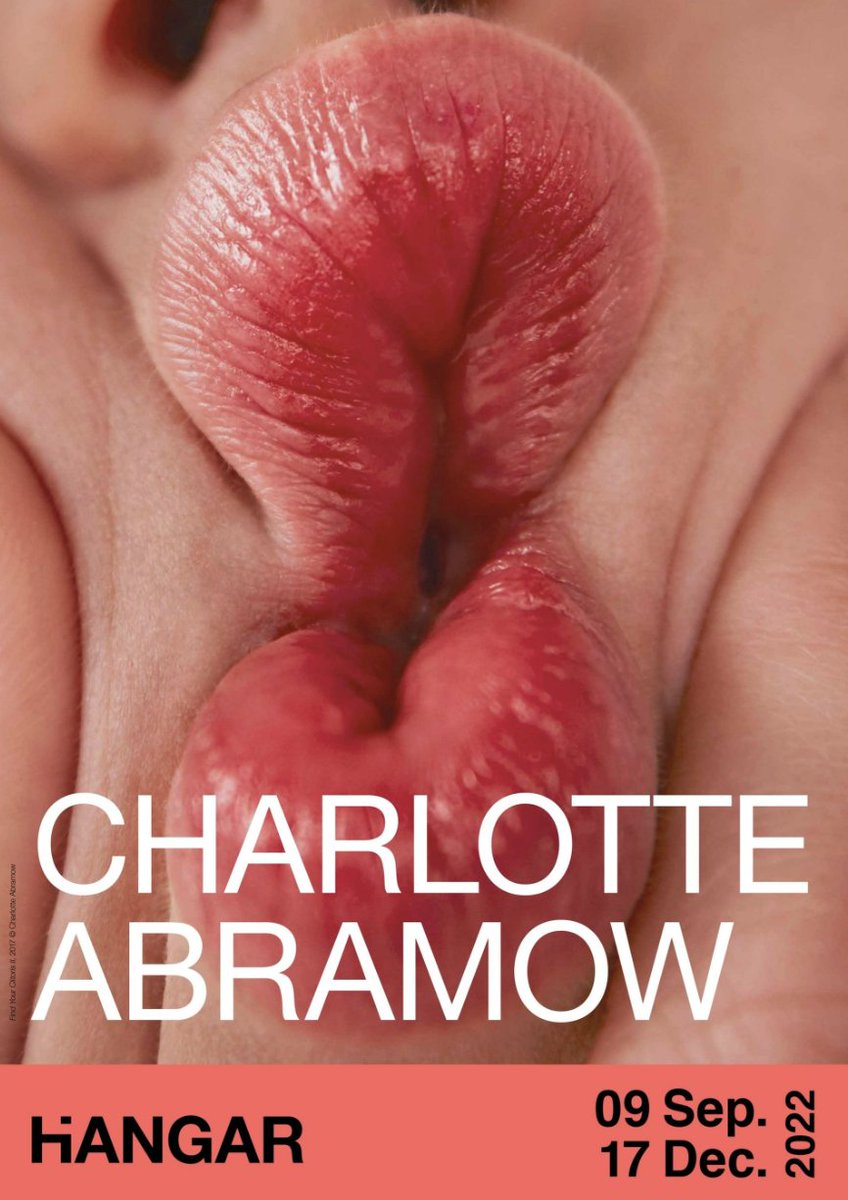 gobelins_paris's tweet photo. [PORTRAIT] La célèbre photographe belge Charlotte Abramow (promo 2015) @Chabralove dévoile sa première exposition solo à Bruxelles : Volle Petrol. Des œuvres féministes et inclusives à découvrir au @HangarCenter. https://t.co/GMdOTjVU2u #photography  #bruxelles #photographer https://t.co/QlO9P5NfkP