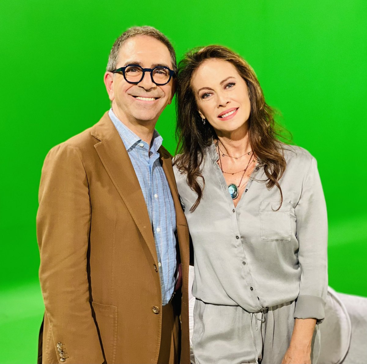 Domani sabato alle ore 7.00 <a href="/RaiUno/">Rai1</a> in replica alle 18.00 <a href="/raicinque/">Rai5</a> #IlCaffe” <a href="/ElenaSofiaOf/">Elena Sofia Ricci Of</a> ospite della prima puntata