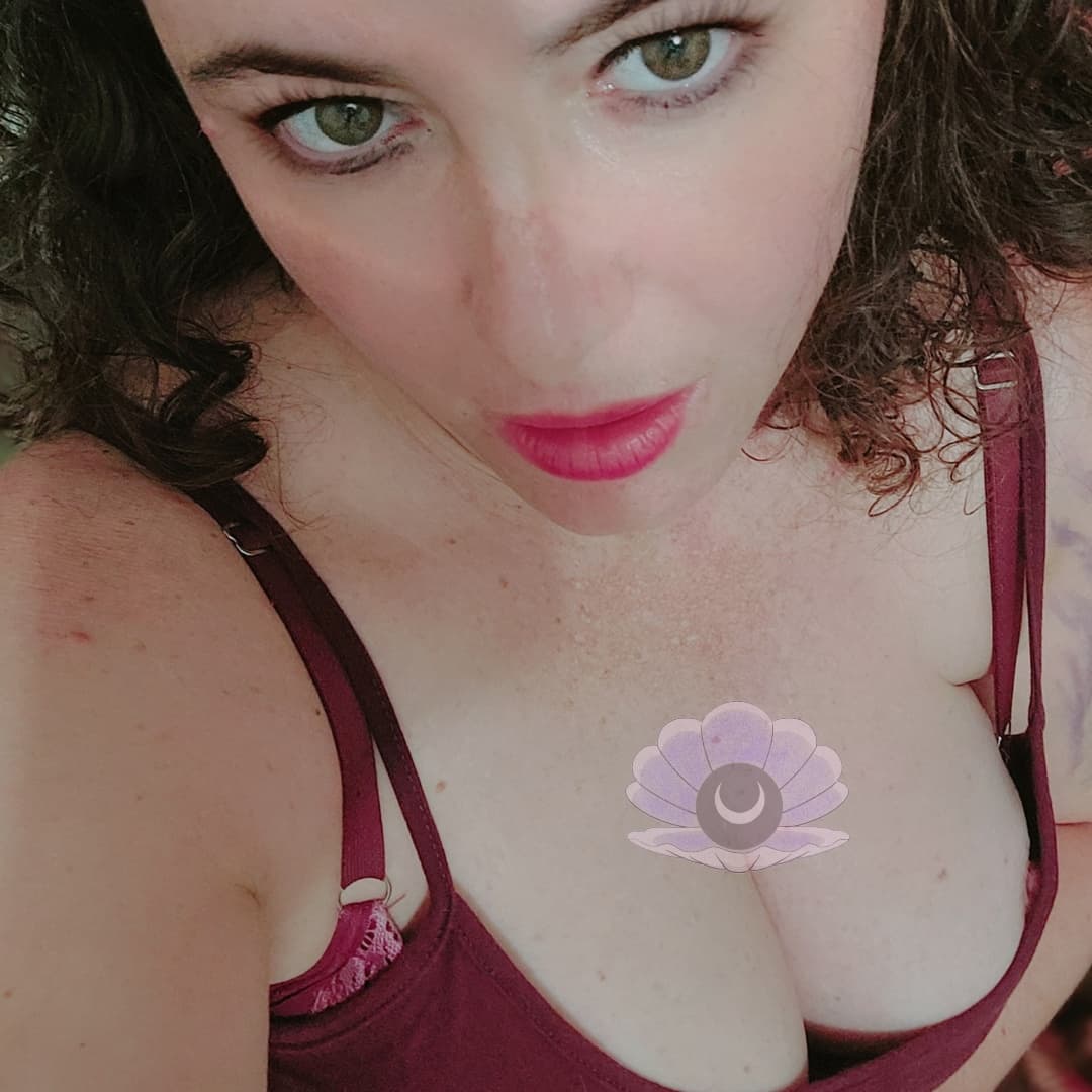 LunaPearl93's tweet photo. Du you like to see more call me in DM https://t.co/rrKQKDvQBO