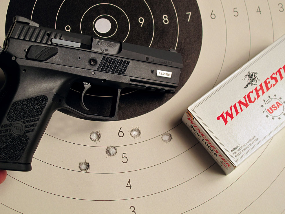 armasymuni's tweet photo. CZ 75 P-07 Duty | La calidad de siempre, con más opciones https://t.co/7rEeTfnxQe  #armas #armascortas #CZ75 #pistola #pistolas https://t.co/1QSEuPDVsG