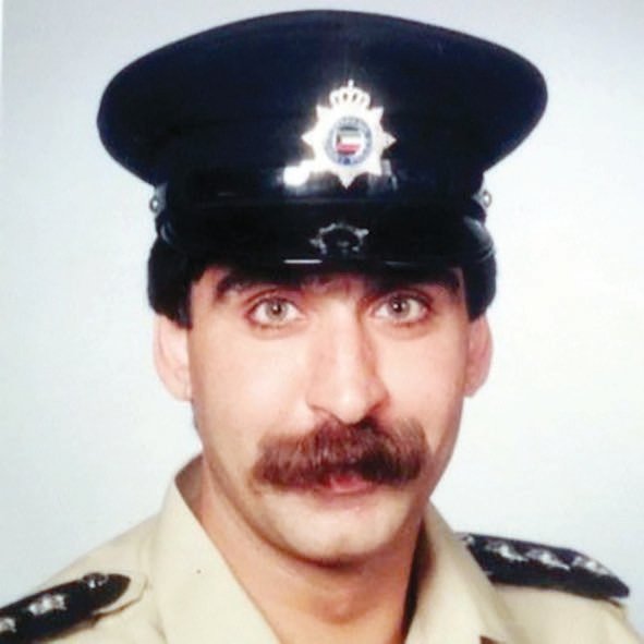 اليوم ٩/١٦ ذكرى استشهاد البطل أحمد قبازرد، رحم الله أحمد ، و كل شهداء الكويت 🇰🇼