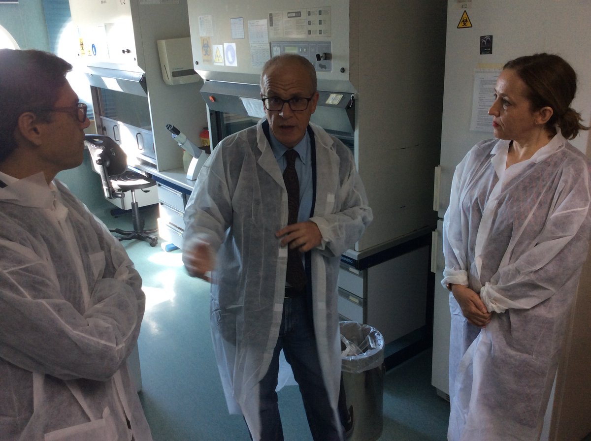 CSIC (@csic) on Twitter photo Hoy, el <a href="/CNB_CSIC/">Centro Nacional de Biotecnología (CSIC)</a> agradece las donaciones de la sociedad civil que han impulsado la investigación pública contra la covid-19.
La presidenta del CSIC, <a href="/delPinoE/">Eloísa del Pino</a>, y el vicepresidente <a href="/ChemaMartell/">Chema Martell</a> han visitado el centro junto a su directivos <a href="/mmellado_lab/">Mario Mellado's Lab</a> y <a href="/LluisMontoliu/">Lluis Montoliu</a> Hoy, el <a href="/CNB_CSIC/">Centro Nacional de Biotecnología (CSIC)</a> agradece las donaciones de la sociedad civil que han impulsado la investigación pública contra la covid-19.
La presidenta del CSIC, <a href="/delPinoE/">Eloísa del Pino</a>, y el vicepresidente <a href="/ChemaMartell/">Chema Martell</a> han visitado el centro junto a su directivos <a href="/mmellado_lab/">Mario Mellado's Lab</a> y <a href="/LluisMontoliu/">Lluis Montoliu</a>