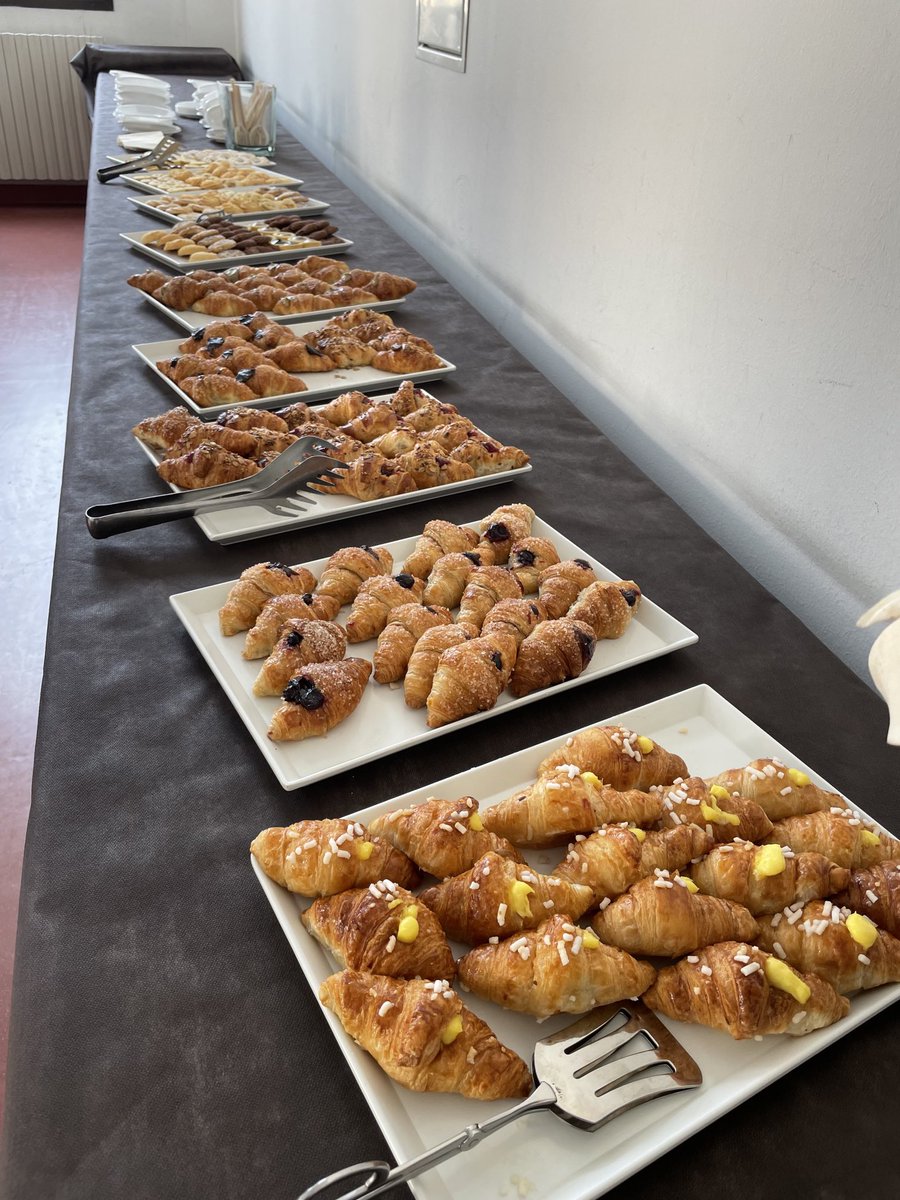 mjgbakker's tweet photo. Great Italian coffee breaks at #comfas @UNI_FIRENZE https://t.co/Qc0aYV3bQl