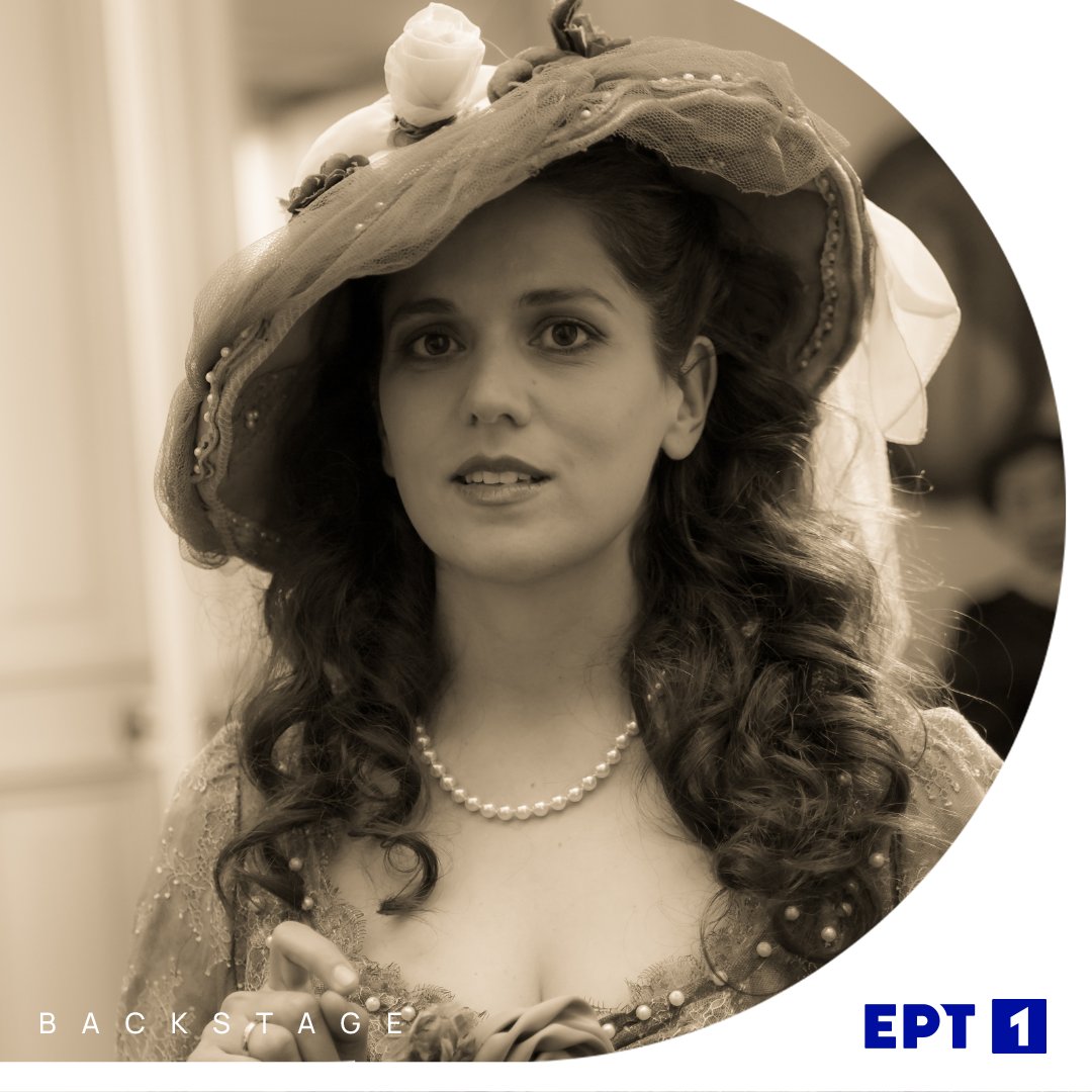 Έφτασε η στιγμή της πρεμιέρας!⏰

Ραντεβού στις 22:00, #ΕΡΤ1, για ένα ταξίδι σε άλλες εποχές, μέσα από την πολυαναμενόμενη σειρά #FlogaKaiAnemos...📽🖤

📸Διονύσης Κουμνιώτης
.
#NeoProgrammaERT