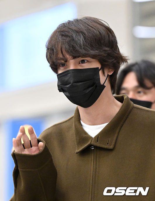 BIGHIT_INFO's tweet photo. .@BTS_twt Jin returns Korea after completing his Los Angeles schedule! https://t.co/3iCLRxeIuz