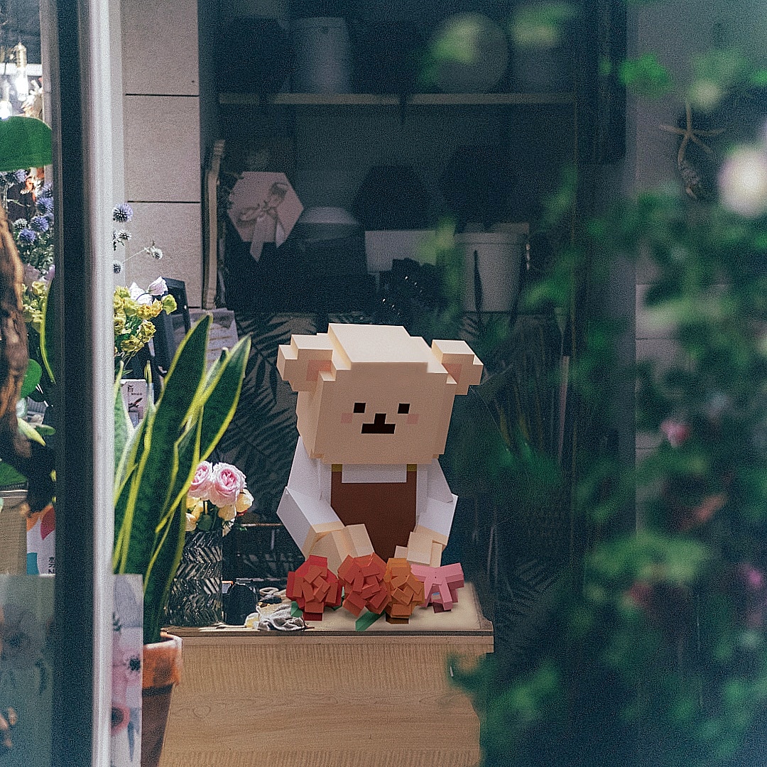 🧸💐💕
instagram.com/cubiebears
#photo #art #Bears #voxedit #3D #Metaverse #NFTartist #cubiebears #NFTartwork