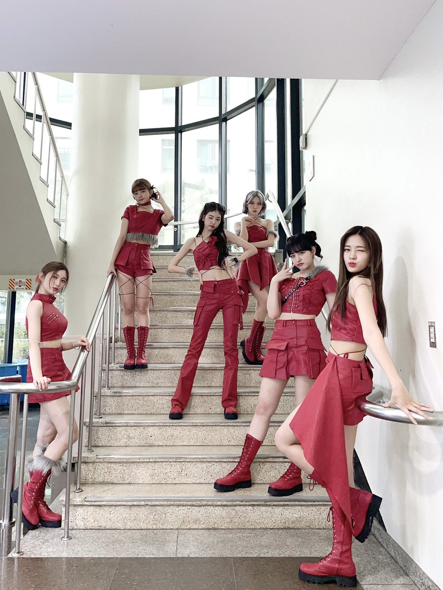 IVE OFFICIAL tweet media