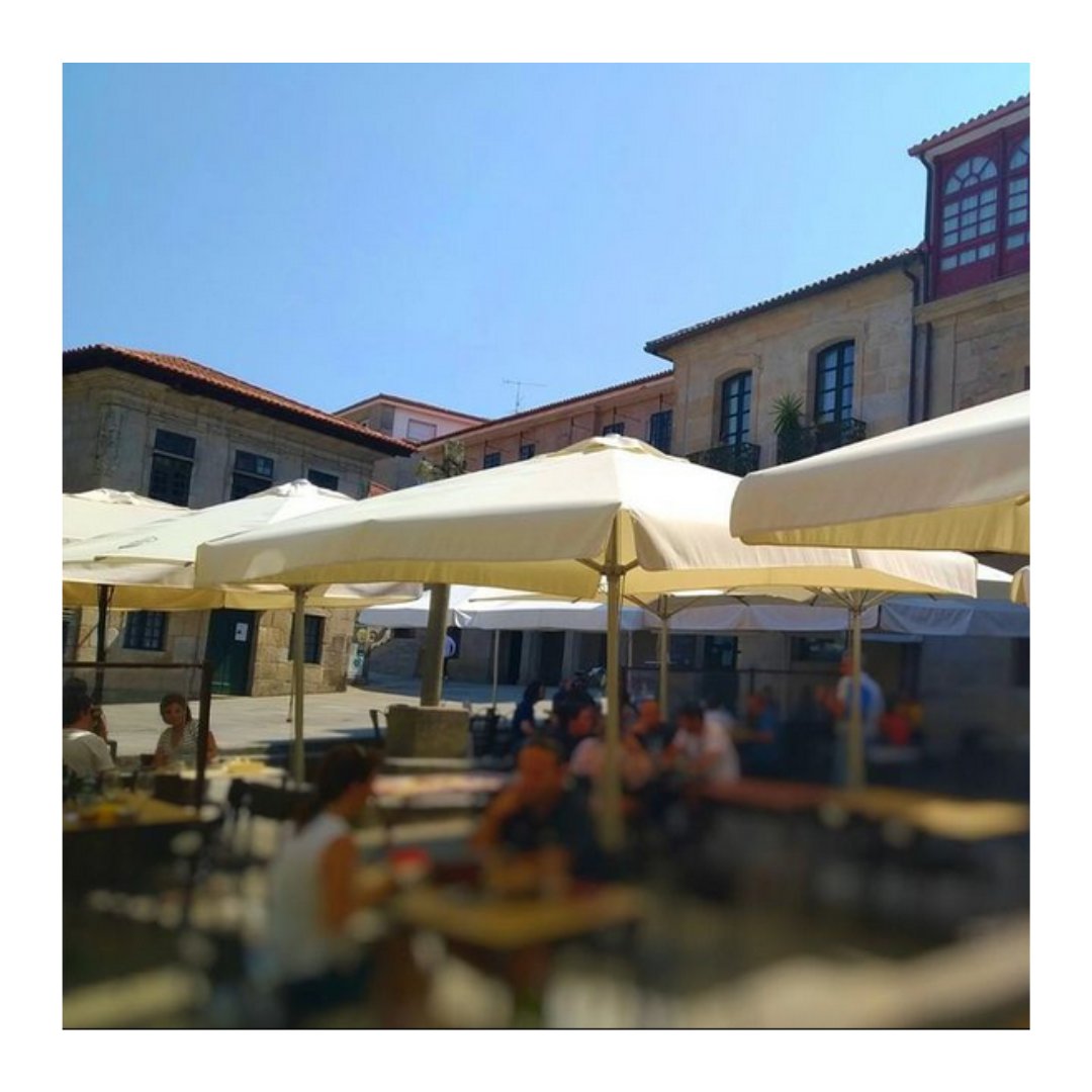 BadianaTapas's tweet photo. Se está quedando un día estupendo para la práctica del terraceo. ☀️😎
---
🌐 https://t.co/OigXkNzacD
☎ 886 16 10 85

#badianatapas #prazadaleña #pontevedra #gastroponte #pontevedramola #pontelovers #terraceo #terraza #pontevedralife #pontevedrabeach #ponteedraboavila https://t.co/bABCPKOaq4