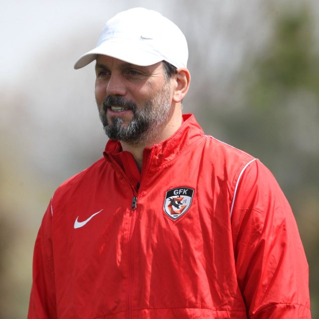 Hamsilere acımayacak 😉 
<a href="/Erol_Bulut/">Erol Bulut</a> 👑
#GaziantepKazanacak