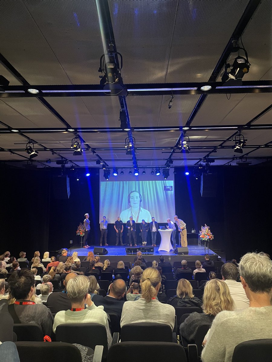 Intressant symposium kring intensivvårdstransporter i Sverige under SFAI/AnIva-veckan. #CrEm