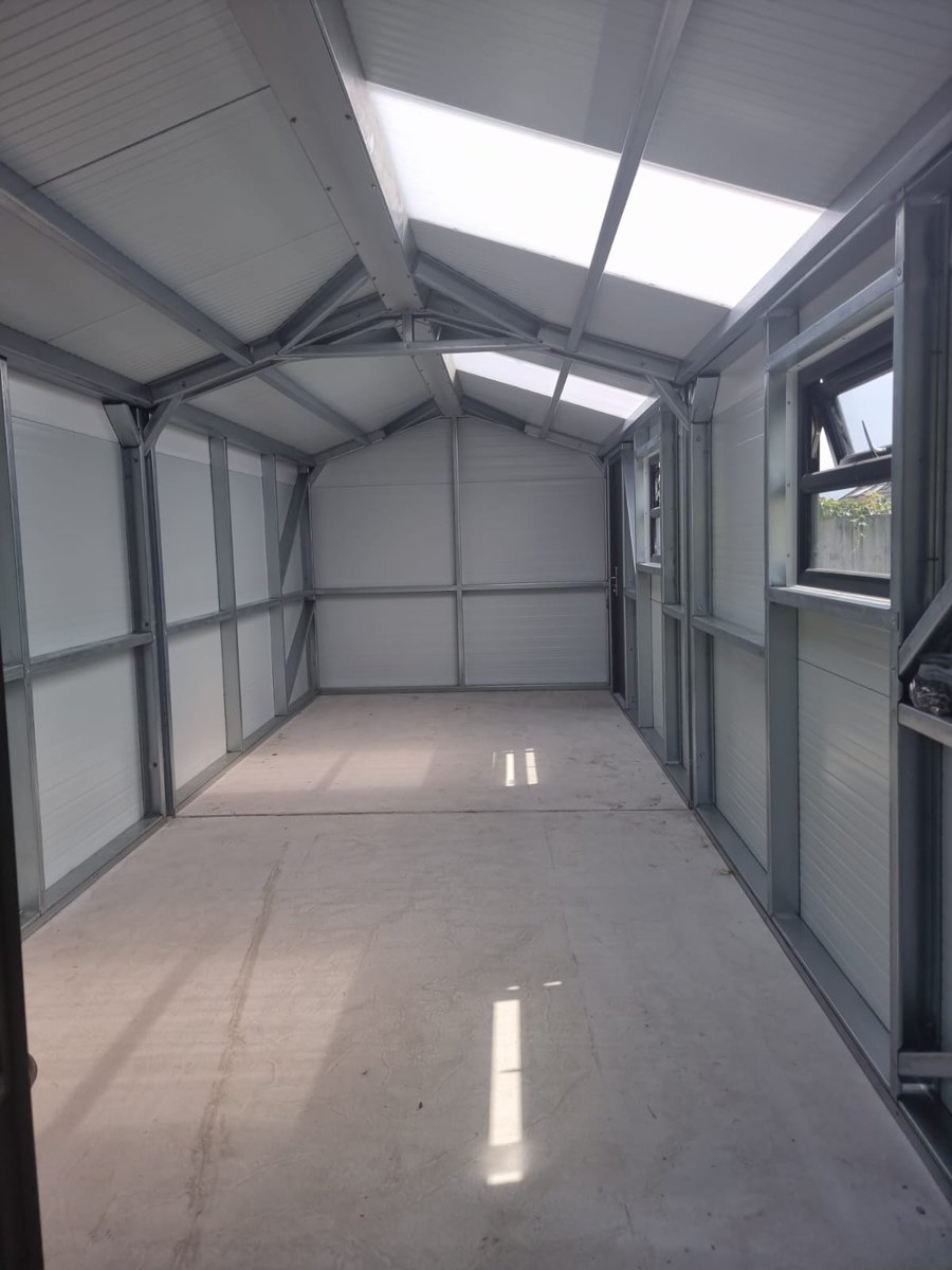 Hansonbuildings's tweet photo. A brilliant new workshop and storage room with 40mm insulation to the roof and walls with our maxi rib panel profile in goosewing grey! 😎 #steelbuildings https://t.co/dWmpSCrUED