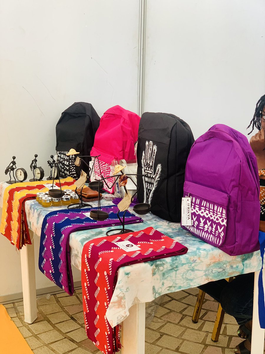 sharedvaluebj's tweet photo. Plus d’une vingtaine de stands à découvrir! Nous vous attendons toute cette journée au Palais des Congrès.
#sharedvalue #sharedvalueconference #lebeninquejaime #benin https://t.co/CRcAtmQ9g4