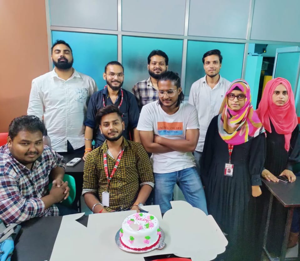 TechsBeta's tweet image. Happy Birthday @Jatin
@Techsbeta wishes you a day full of laughter, happiness, and a year that brings you much #success.
Keep working hard and achieve your targets ASAP!
Kaam Karo ab! 
#happybirthday #techsbeta #jatin #birthday 
#employeesofvibes #vibescommunications #vibes