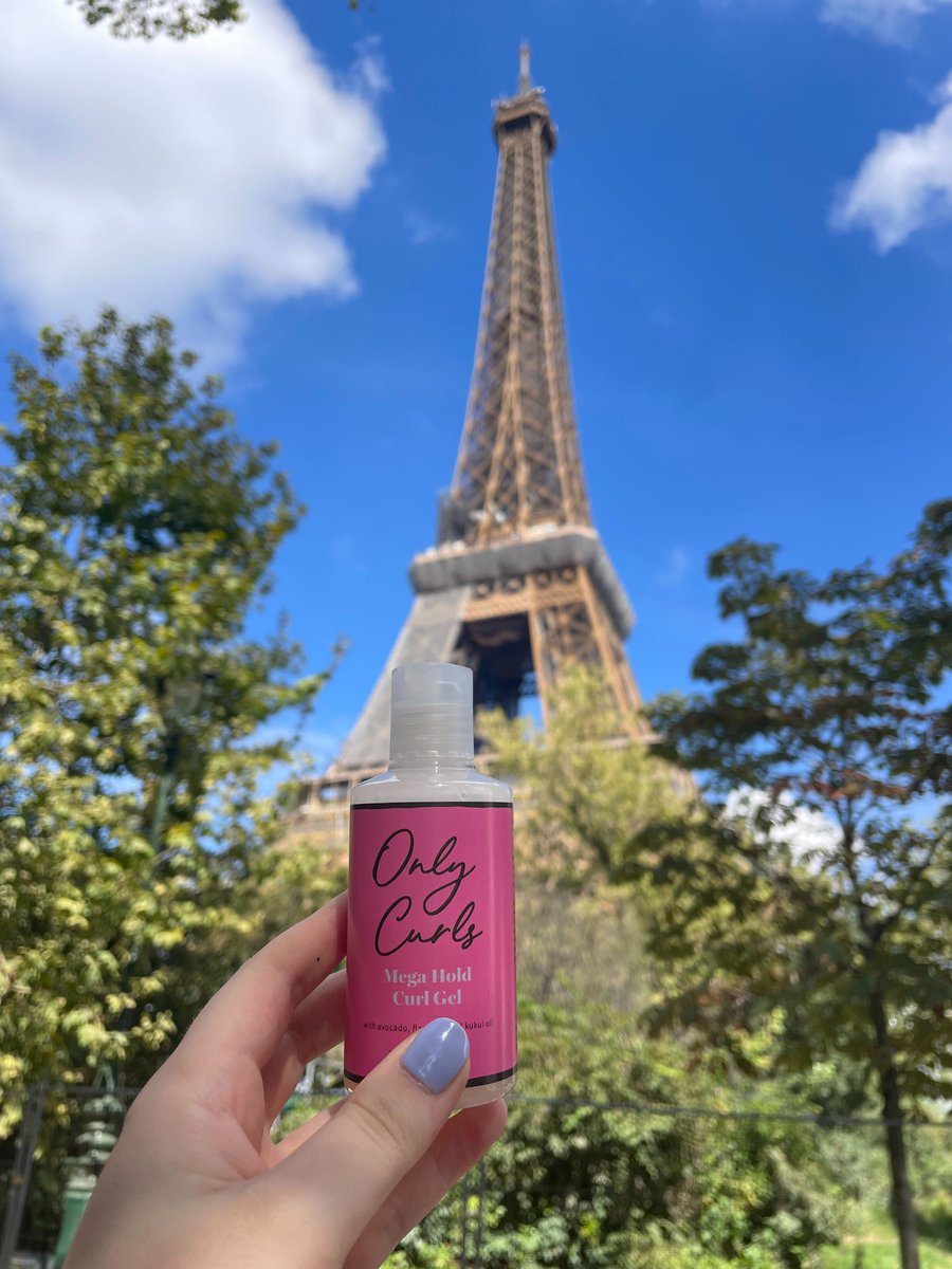 J’aime Only Curls! 💕 Megan from our customer service team took her Only Curls on holiday and snapped this cute photo 😍 we'd love to know how far your Only Curls have travelled with you this summer 🙌🏻 #curlsonholiday