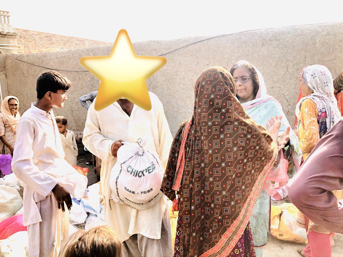 safiabaloch1's tweet photo. Ration distribution in Amrot Shareef District Shikarpur. https://t.co/sAVXQg3c9m