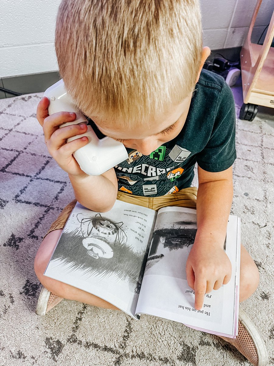 Studies show learning is more effective when using the different senses. So, we use the oldie but goodie..whisper phones! Students LOVE listening to themselves read our Geodes stories
