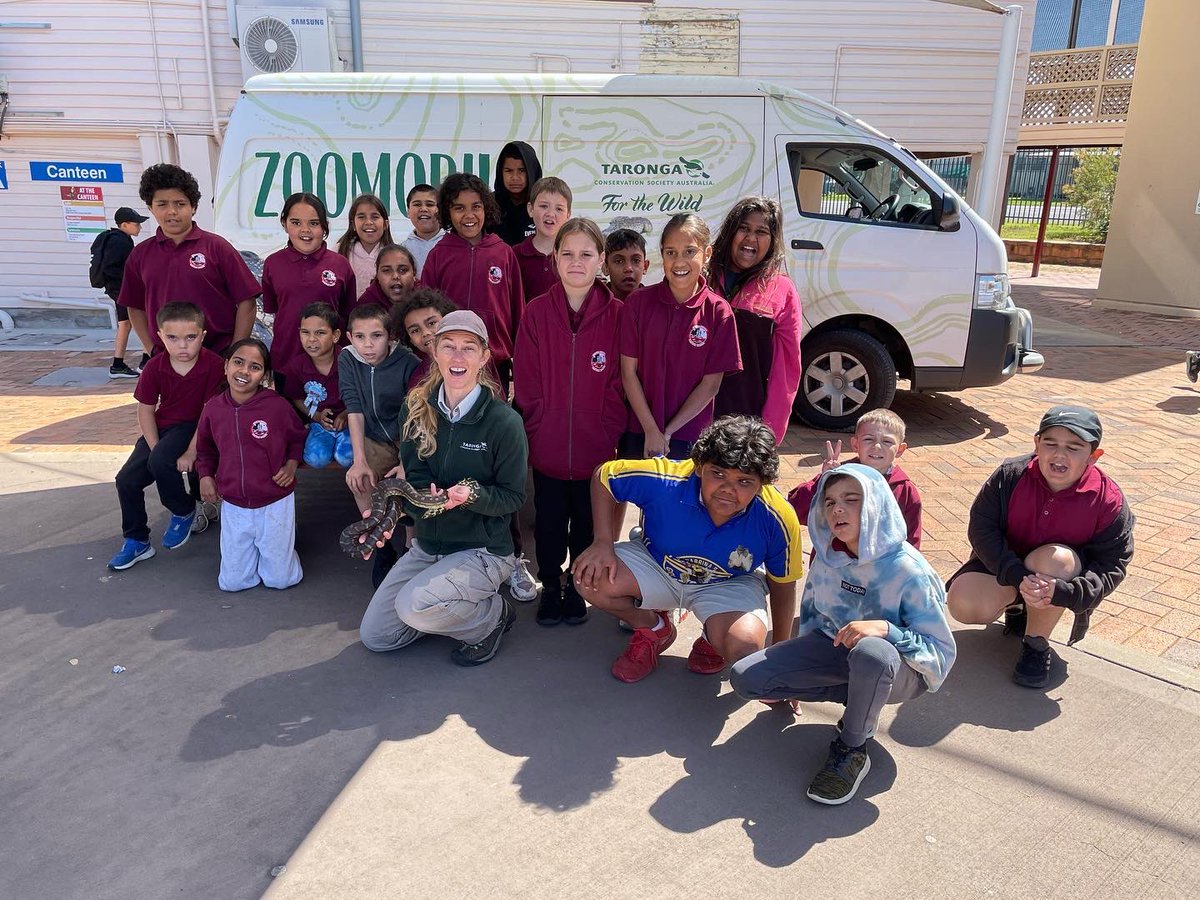 Kerry At Taronga tweet media