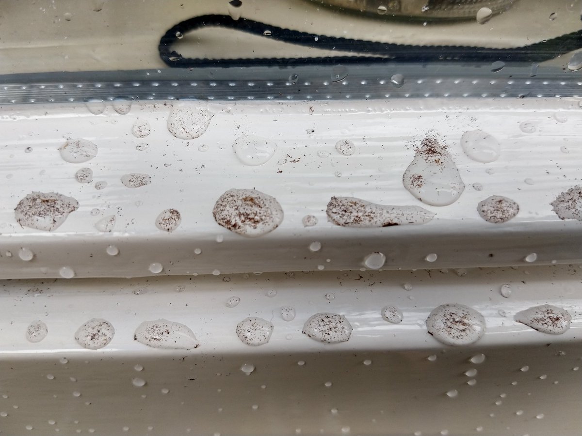 Ah de REC van Omrin deelt de uitstoot gegevens weer online.. Dit verklaart de zwarte troep uit de omgeving van die dag misschien wat beter? @FumoInfo <a href="/provfryslan/">Provincie Fryslân</a> bijzondere waarden wel.