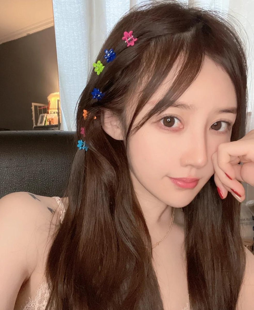 keithSy41351711's tweet photo. 太原约 炮  太原  楼 凤  only

胸大肤白萝莉妹，背面正面都有很多花样玩，
磨棒，毒龙，接吻 ，深喉插，这些都有的 指数很高，
爆了一嘴后再次玩硬 啪啪，体验就很享受，毒龙很舒服

💗 q  2351499416

运城 约 炮 https://t.co/X9c3WNiybo