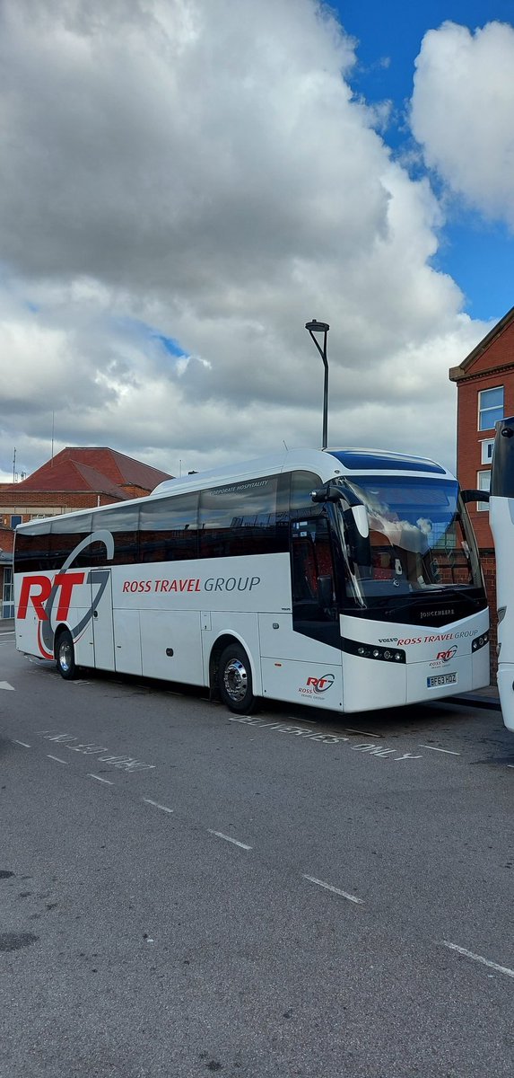 Shaun__92's tweet photo. Ross Travel - Volvo B11R - Jonckheere JHV - BF63 HDZ on Rail Replacement for Northern #northerntrains #northern #railreplacement #railreplacementcoach #2P11 #doncaster #thornesouth #scunthorpe #VolvoB11R #Jonckheere #JHV #rosstravelgroup #rosstravel @northernassist https://t.co/BUS5groj6y