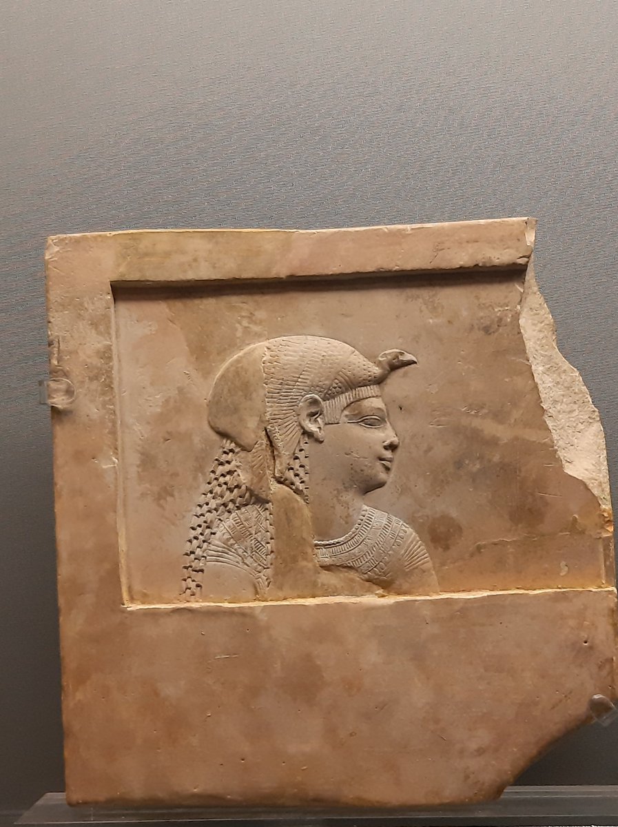 A beautiful depiction of a royal woman - a sculptor's trial piece #FitzwilliamMuseum #ancientEgypt