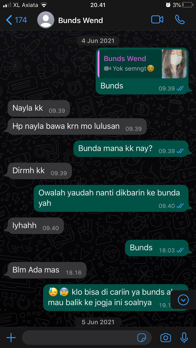 zukowi212's tweet photo. #IbuArtisNNPenipu

Jadi krna mumpung lg trending ane jg mau speakup terkait campaign si kintil ini, jd ane photographer yg motret anak” korban campaign dia dan brand “NE”, ni orang pinter bgt bkin modus mengatasnamakan brand” fashion sepatu,baju, dll. https://t.co/gQWrL19zZl