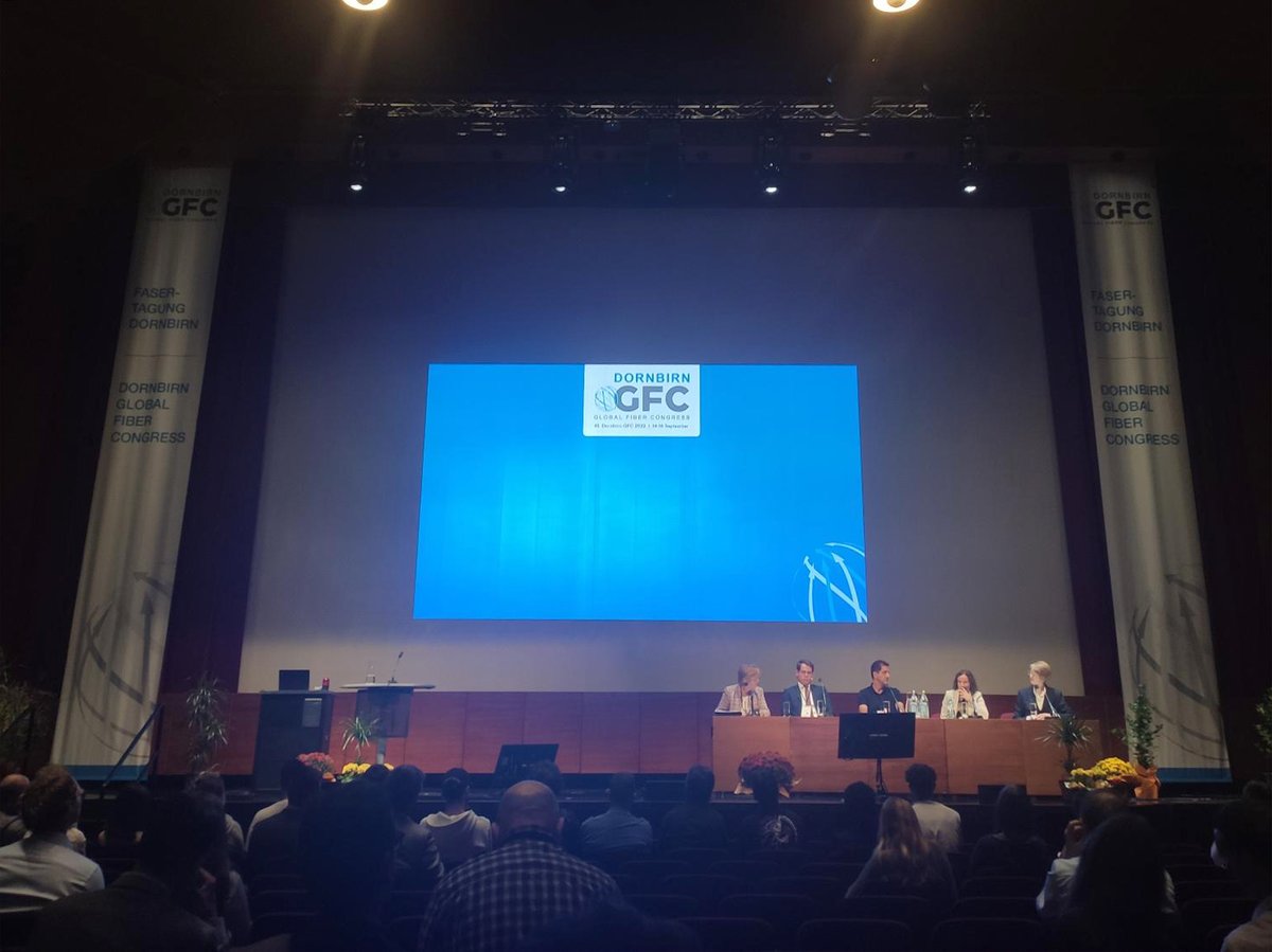 CENTI_PT's tweet photo. #CeNTI is in Austria for the Dornbirn Global Fiber Congress!
The Nanotechnology Centre presented the #FDPanel and #Impactex Projects in oral communications and publicised the #Green4Industry Project.
@Dornbirn_GFC: https://t.co/LwDoYjGgYS
CeNTI: https://t.co/fD3hjghf1r https://t.co/ucCQucePSJ