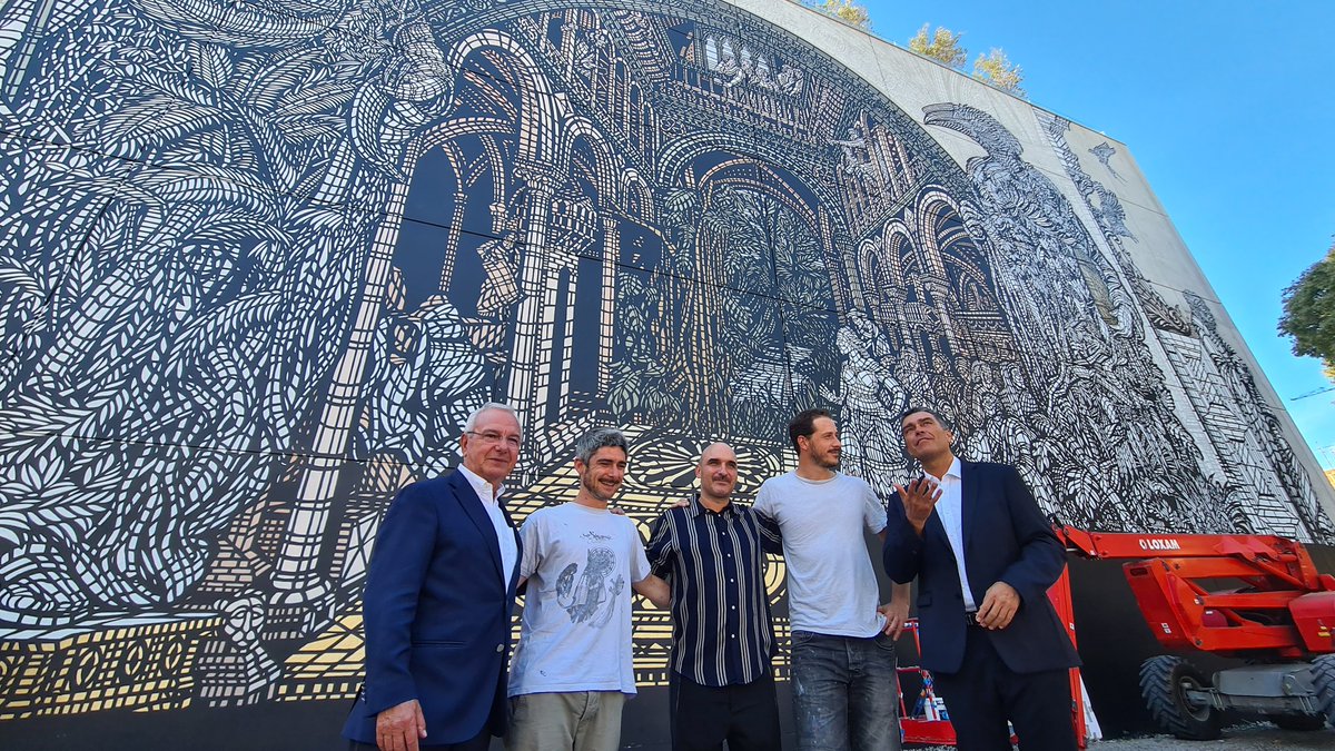 EricPAUGET1's tweet photo. 🎨Nouvelle superbe et monumentale #fresquemurale contemporaine à #Antibes : "Jardin d'Éden", par les artistes #MonkeyBirdCrew.
Après Le Nomade, je suis sûr que cette œuvre deviendra une 2e signature forte de l'ancrage de notre ville dans le milieu artistique.
#art #arturbain https://t.co/dP5XJHMnHs