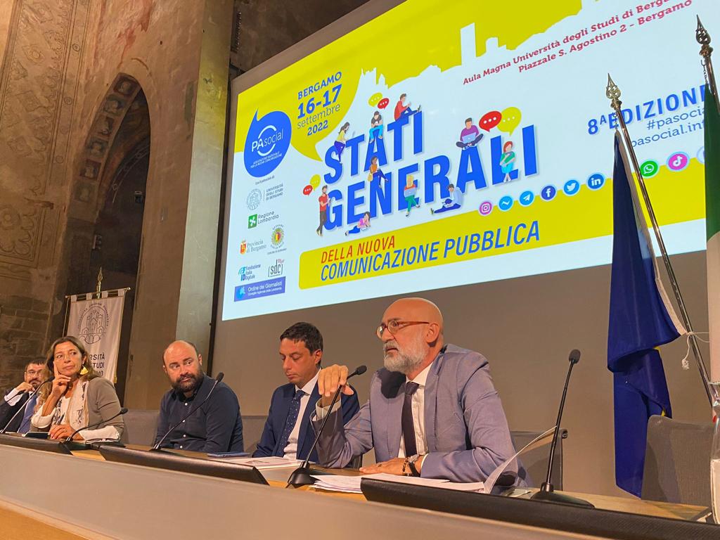 INPS_it's tweet photo. #Inps ha posto sempre il cittadino al primo posto nella sua #digitalizzazione.
Esempio: il lancio dell’#AssegnoUnico.
Grazie ai #social le #Direzioni competenti hanno avuto un dialogo tempestivo con gli utenti, risolvendo le criticità.
#pasocial @CittadinidiTwtt https://t.co/jCpgitVKuU