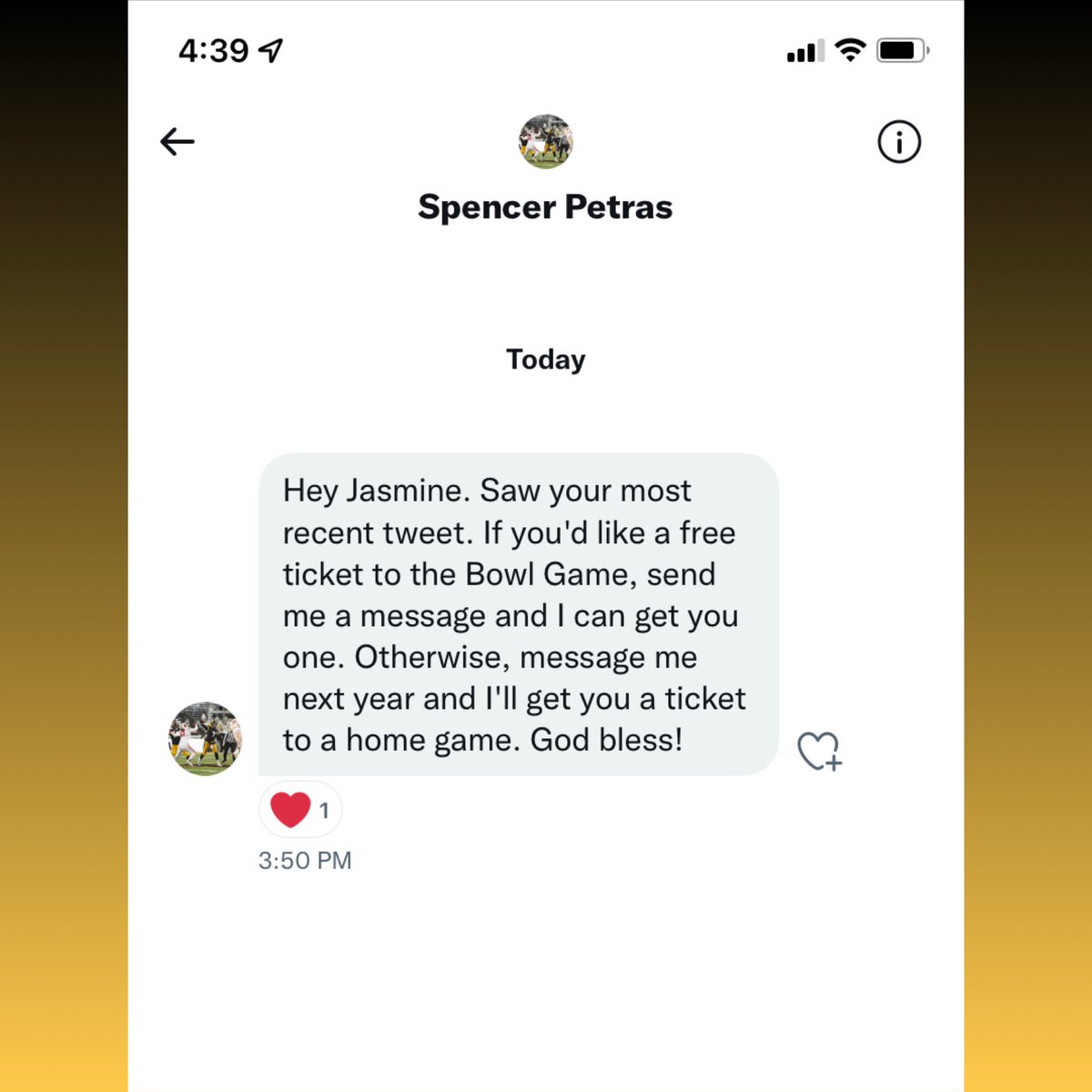 J a s 🏈🍯🧡 tweet media