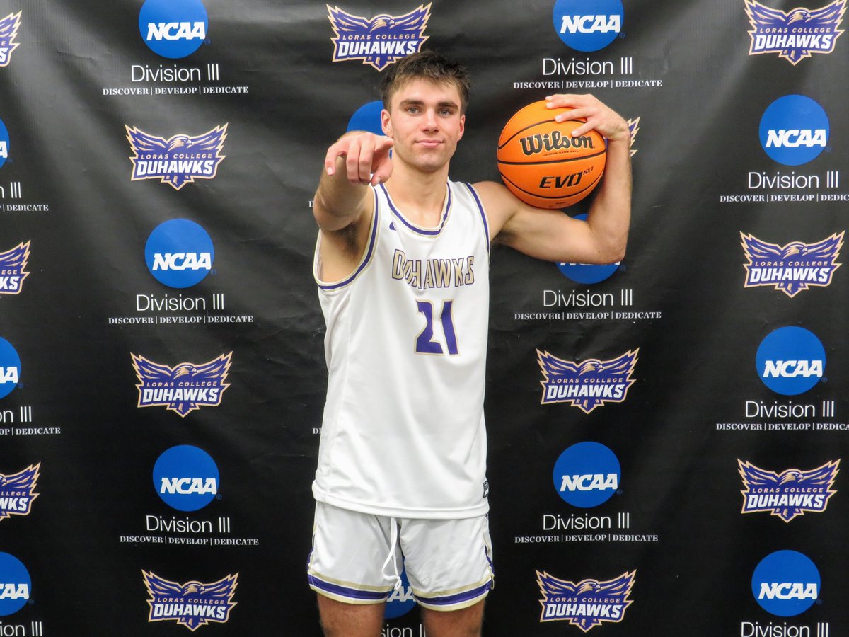 Thank you Coach Martin and Coach Busch for showing me around campus and offering me the opportunity to continue my academic and athletic career at Loras College!#GoDuhawks <a href="/DuhawkMBB/">Loras Men’s Basketball</a> <a href="/LFBoysHoops/">LFHS Boys Basketball</a> @_gpaschaumburg <a href="/coach_duane_wil/">Duane Williams</a>