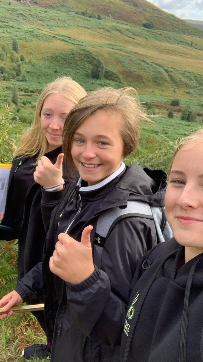 HeadteacherDcc's tweet photo. Year 11 GCSE Geography students enjoying their field trip to the Crowden Valley yesterday. #DCC #BeDCC #DCCGeography #GCSEGeography https://t.co/EBFOtzyPNU