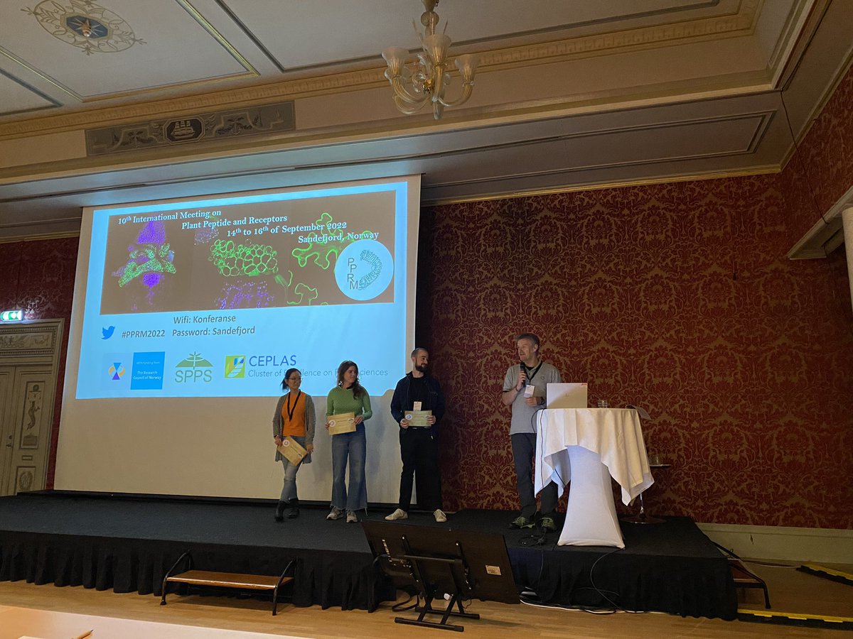 ElwiraSmakowska's tweet photo. The best talk awards by @SPPS_Ed_Com to @SGalindoTrigo @aliciaAbarcaC and Yan Ma! Congratulations! #pprm2022 https://t.co/PkBK1ovrPa