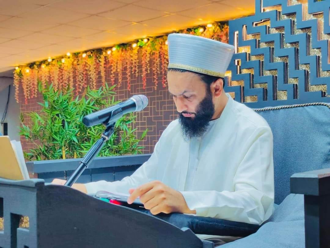 Saqib Iqbal tweet media