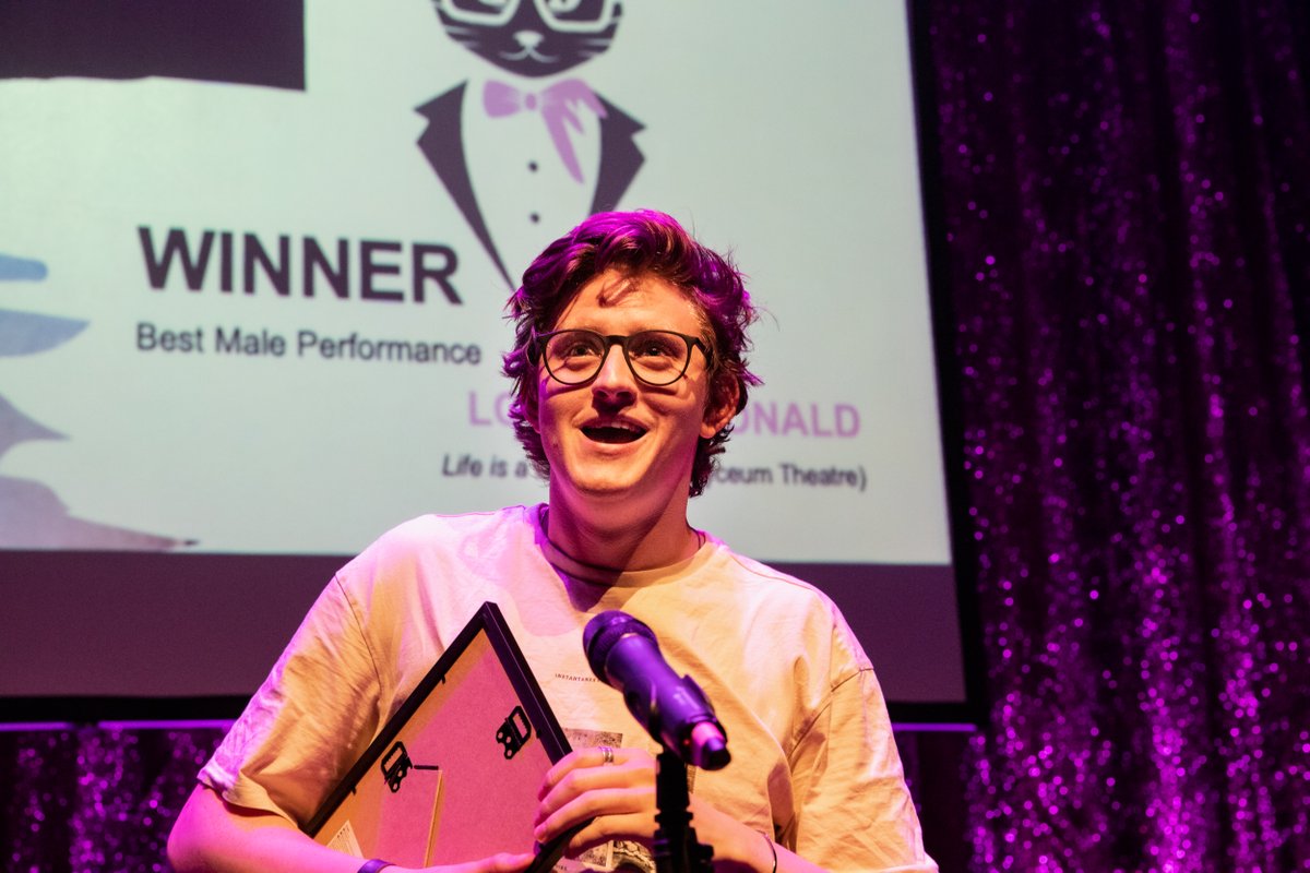 catsawards's tweet photo. Best Male Performance 2022 - Lorn Macdonald. #CATS22 @lyceumtheatre @LornMacdonald_ https://t.co/Myayg8nHxj