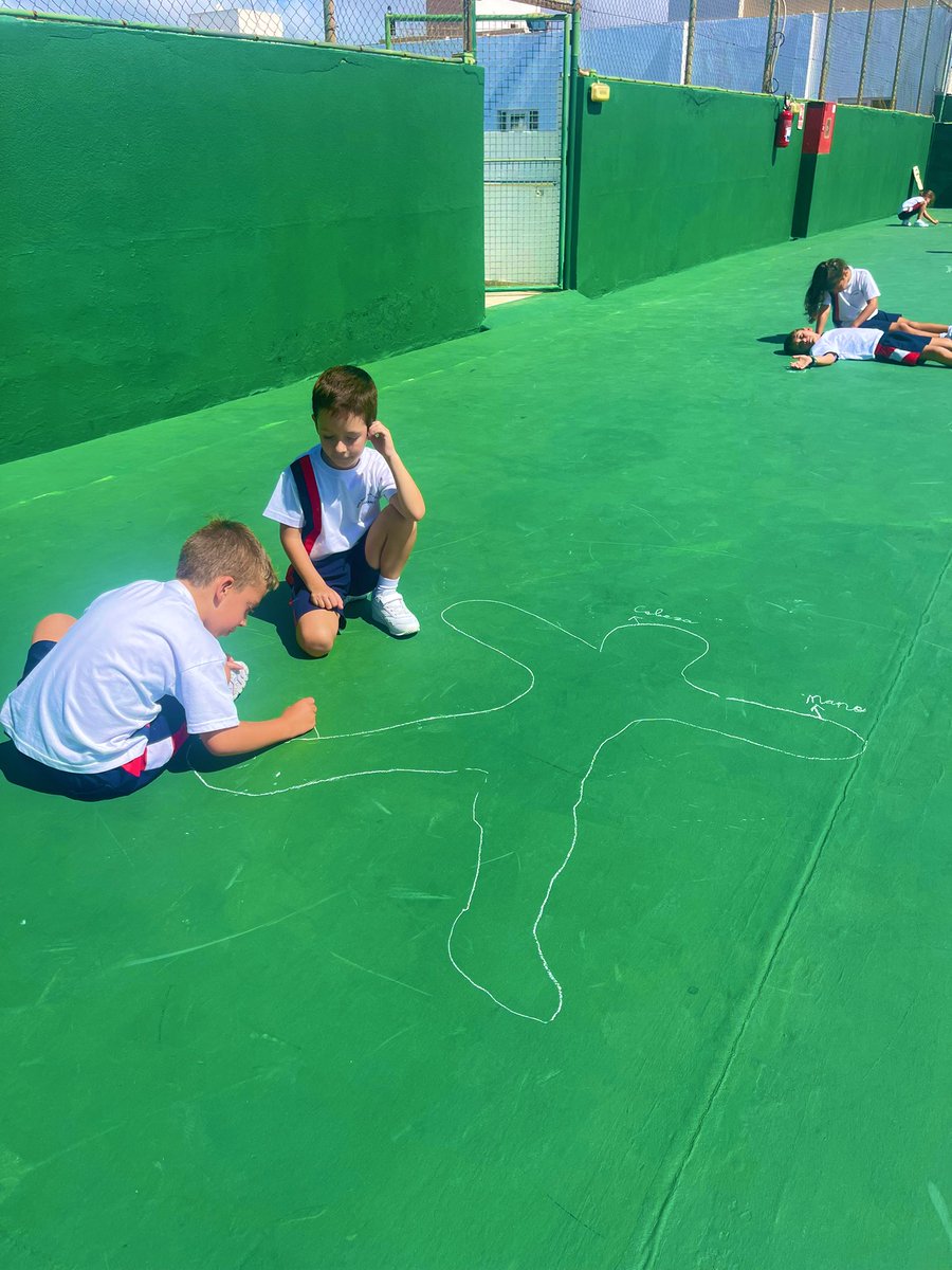 cedres_judith's tweet photo. Comenzamos con nuestro proyecto "Baila con la vida”. Juntos podemos llegar a lo más alto. @RaquelR84428034  @NazaretArrecife https://t.co/Jzh7GSxCQV