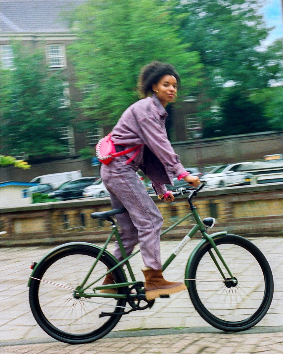 scotch_soda's tweet photo. Denim on denim but make it purple with a touch of pink with the Jordaan. Get yours now: https://t.co/EvGULeMFGI 🌸
#ScotchandSoda #ScotchOnMe #Veloretti https://t.co/vTdHjqXCdU