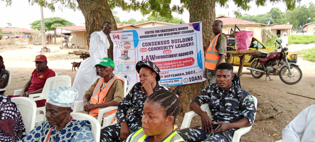 cprh5's tweet photo. Centre for Grassroot Women Advancement and Development (CEGWAD) held consensus building engagement with community leaders and law enforcement agencies in Asunnara Community of Ibarapa North LGA, Oyo State
Supported by @cprh5
Funded by @CanadaDev, @unfpanigeria
#CPRH_Projects https://t.co/snN7EiFhbR