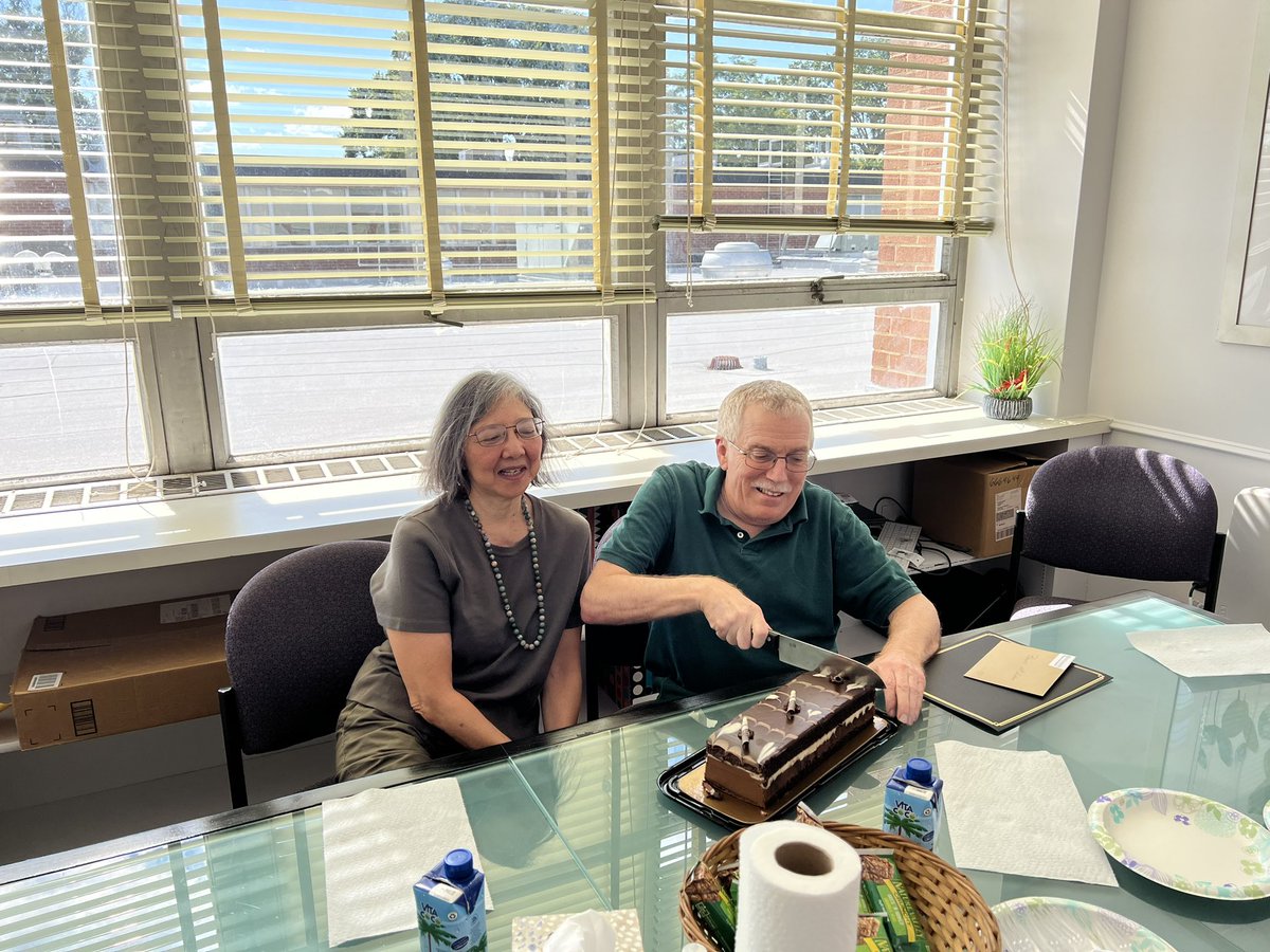 Senior Connection tweet media