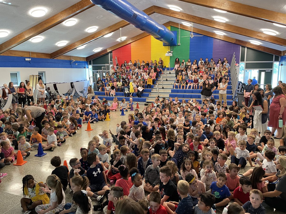 Harley Dot Day!  Make your mark and make it matter.  #layersoflearning @Elwood_Super <a href="/DotClubConnect/">International Dot Day</a> <a href="/JoEllenMcCarthy/">JoEllen McCarthy</a>