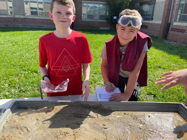 Ford Middle School tweet media