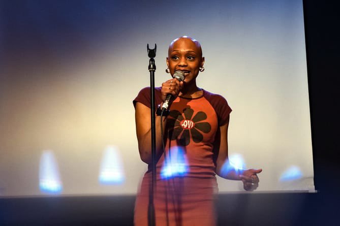 VillagesIAction's tweet photo. Our From Devon With Love festival starts at 7pm! Join us at Powderham Castle for an evening of live performance. https://t.co/J3P07xUQMU https://t.co/3Yhyzgo6CU