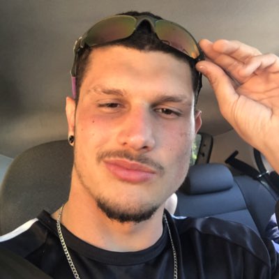 Umbelino04's tweet photo. #NovaFotoDePerfil https://t.co/ijeCAgQfsH