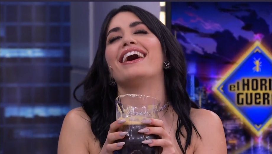 ES VIERNES