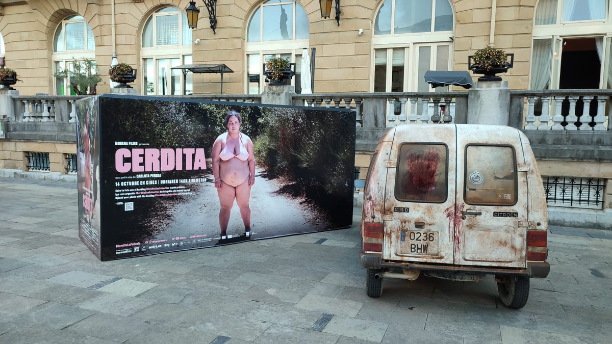 ¿Estás en San Sebastián? 

Acércate a la Plaza de Oquendo, hazte una foto con la furgoneta de #CerditaLaPelícula 🐽, súbela con el hashtag #CerditaSanSebastian ¡y podrás ganar una camiseta de la película!

ℹ️ Consulta las bases legales: morenafilms.com/bases-legales-…

#70SSIFF