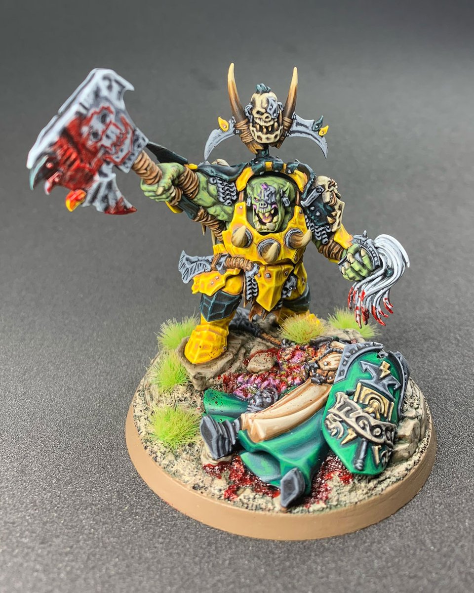 inanimateavata's tweet photo. Bazdrogg nekk-choppa with slain disembowelled Stormcast.
This was so much fun to paint &amp; first time I have used Bloodforbloodgod and Nurgles rot. #bazdroggnekkchoppa #warhammercommunity #paintingwarhammer #stormcasteternals #orrukwarclans #warhammerplus #orrukmegaboss #ironjawz https://t.co/GqJ5B3Amdp