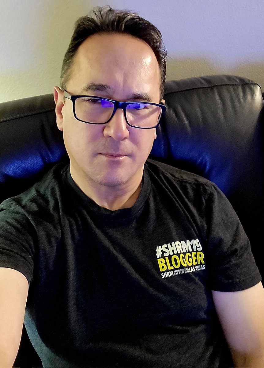 JeffPally's tweet photo. It's a #FallbackFriday as I don my prized #SHRM19Blogger t-shirt! Wishing a great weekend to my fellow #HR bloggers, influencers, and the @SHRM staff! Great memories made with you all then, now, and in the future! #FF #HRCommunity #WISHRM22 #SHRMVLBM #SHRM23 https://t.co/FHwMLWurWR