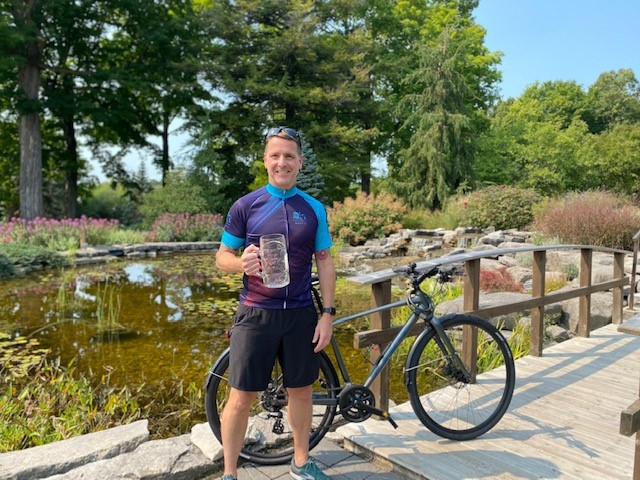 UnitedWayEO's tweet photo. There's still time to get your custom @beausallnatural cycling jersey and raise funds for a great cause.
Join #BeausVirtualRide and cycle in style with us to provide more youth with opportunities to build a brighter future. 🚲🌞
Register now: https://t.co/FO8sqqh7Ay https://t.co/jS8DVgYpBL