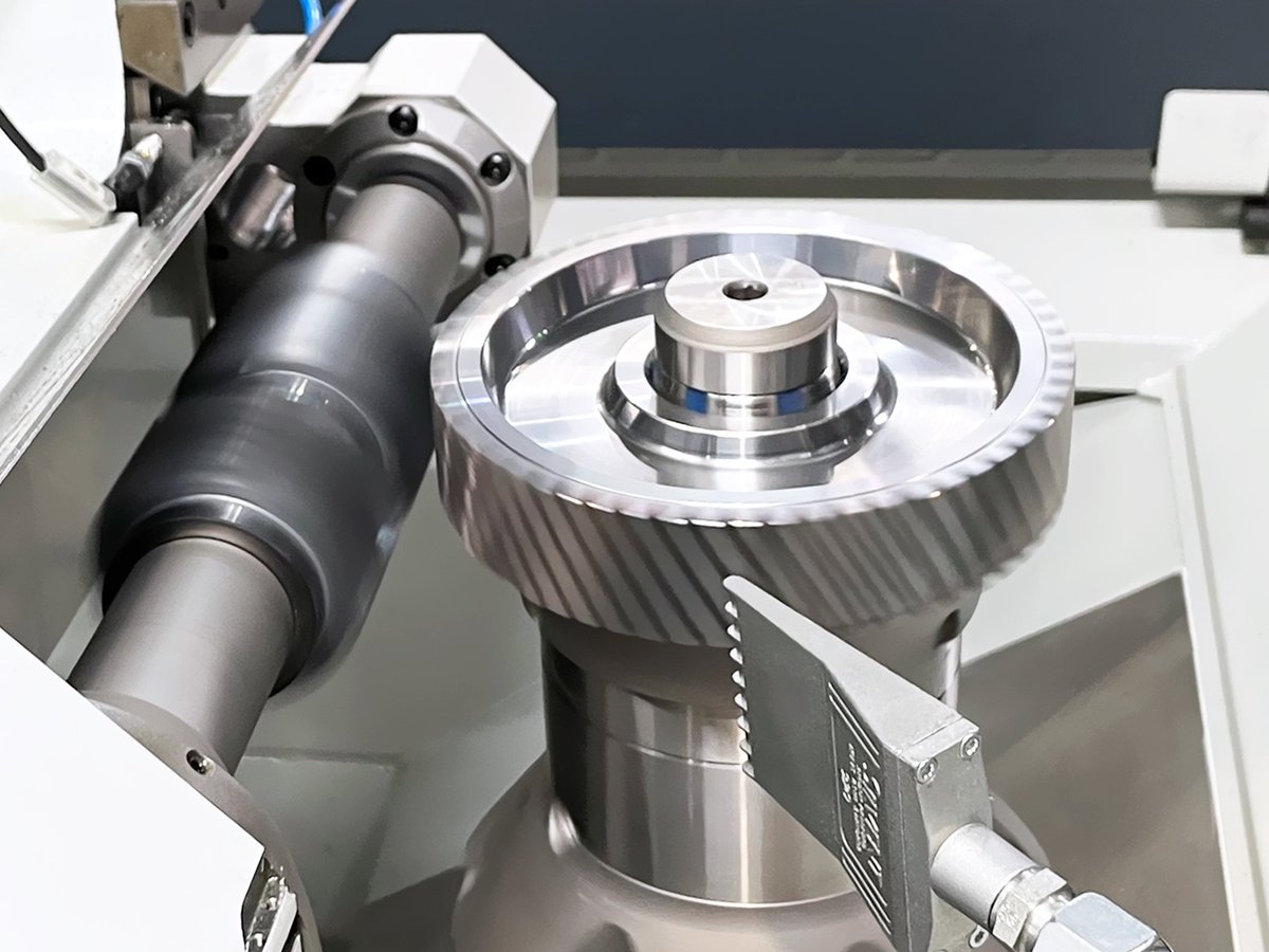 Gleasontweets's tweet image. Last Chance on the last day of AMB! Experience the new Genesis 280CD Gear Chamfering Machine in action, offering Chamfer Hobbing for lowest cost per workpiece and Fly Cutter Chamfering for great flexibility: gleason.com/amb
 
#gleason #280cd #chamfering #hobbing #amb2022