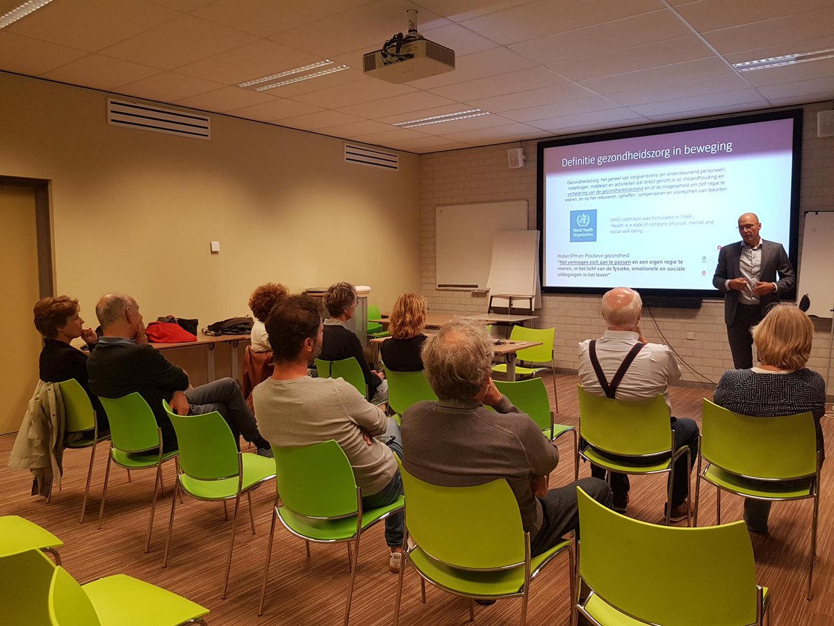 Regelmatig organiseert het bestuur van D66 Renkum inhoudelijke bijeenkomsten voor haar leden.

Gister waren we te gast op het terrein van ProPersona in Wolfheze. Directeur <a href="/FrankHengeveld/">Frank Hengeveld</a>  vertelde over de zorg die wordt verleend en zorgde voor een rondleiding over het terrein.
